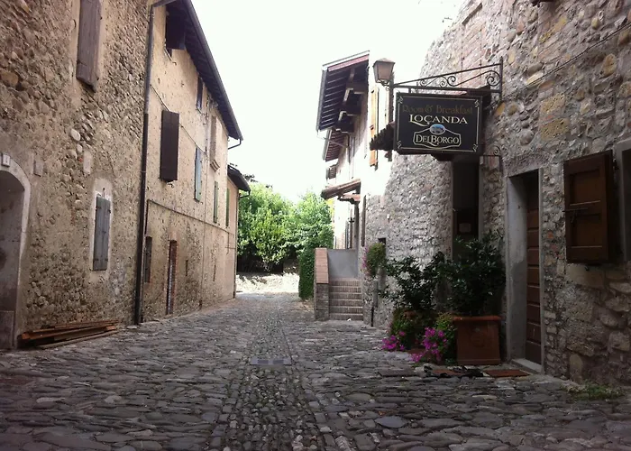 La Del Borgo * Torrechiara