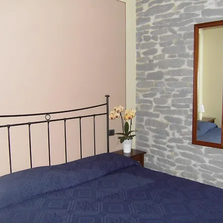 La Del Borgo Torrechiara