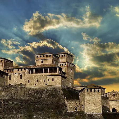 La Del Borgo Torrechiara