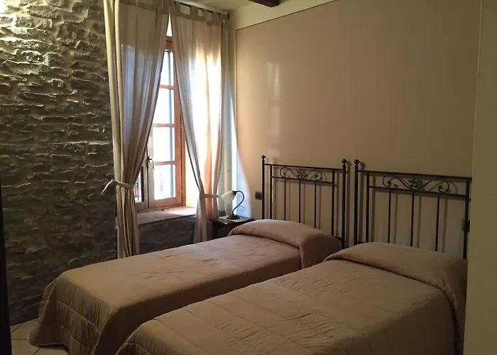 La Del Borgo * Torrechiara